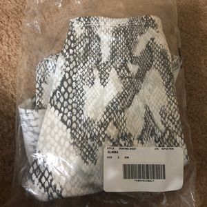 Ruby Ribbon Shaping Brief